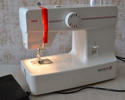Швейная машинка Astralux